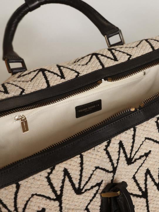 hombres bolsa de deporte de lana jacquard blanca como la leche con monogramas negros en contraste y letras golden goose 02H6843