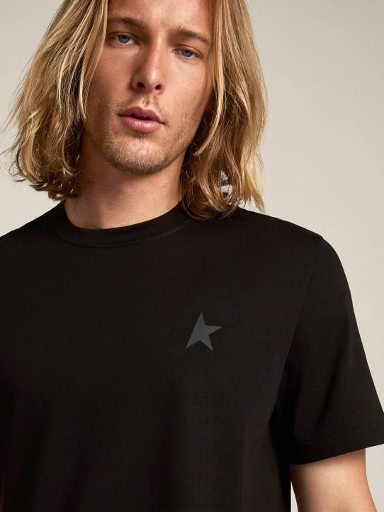 hombres camiseta black star collection con estrella tono sobre tono en la parte delanteraGolden Goose 02H6752
