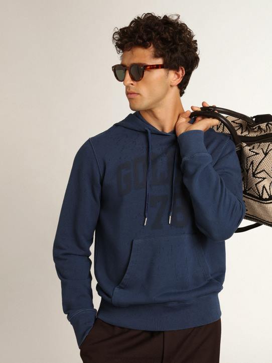 hombres sudadera midshipman-blue Journey collection con lettering 78 dorado y tratamiento efecto lluvia 02H6739