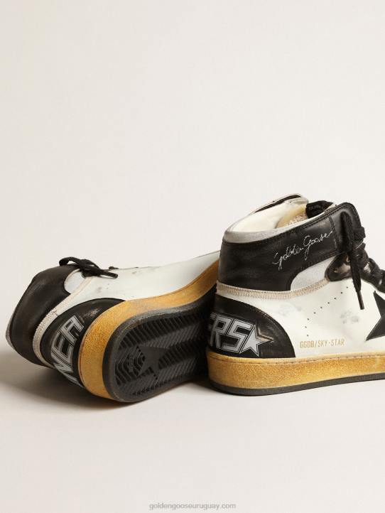 hombres sky-star de napa blanca con estrella de piel negraGolden Goose 02H6616