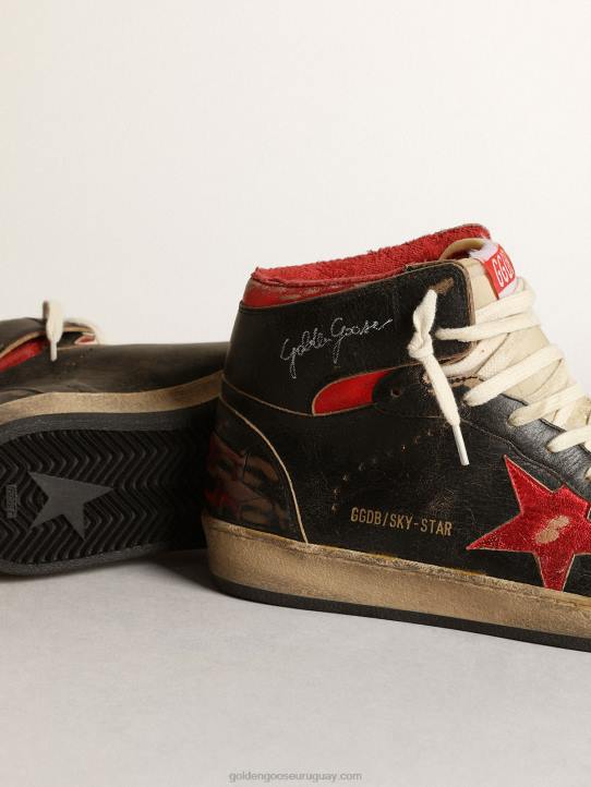 hombres zapatillas sky-star de piel negra brillante con estrella de piel roja metalizadaGolden Goose 02H6539