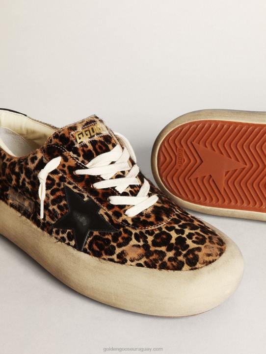 hombres zapatos space-star de piel de potro con estampado de leopardo con estrella de piel negra y refuerzo en el talónGolden Goose 02H6632