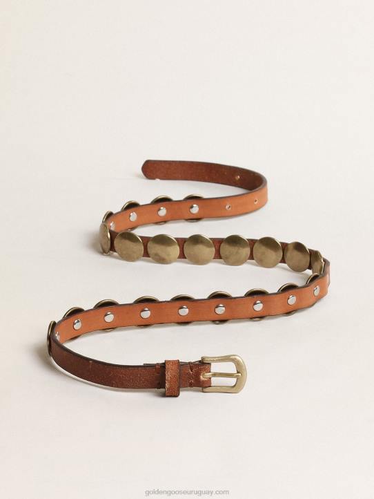 mujer cinturón trinidad de piel envejecida color tostado con maxi tachuelas doradasGolden Goose 02H6389