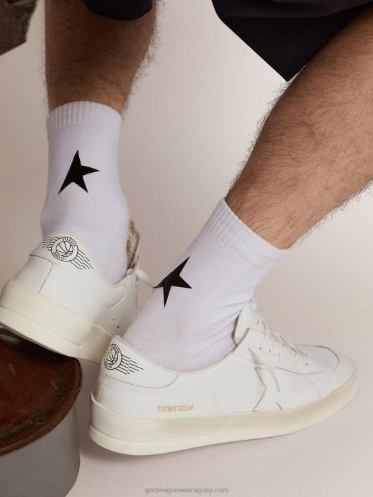 mujer calcetines colección estrella blanca con estrella negra a contrasteGolden Goose 02H6315