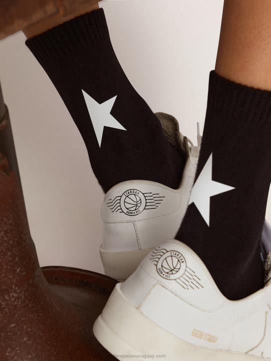 mujer calcetines colección estrella negra con estrella blanca a contrasteGolden Goose 02H6342