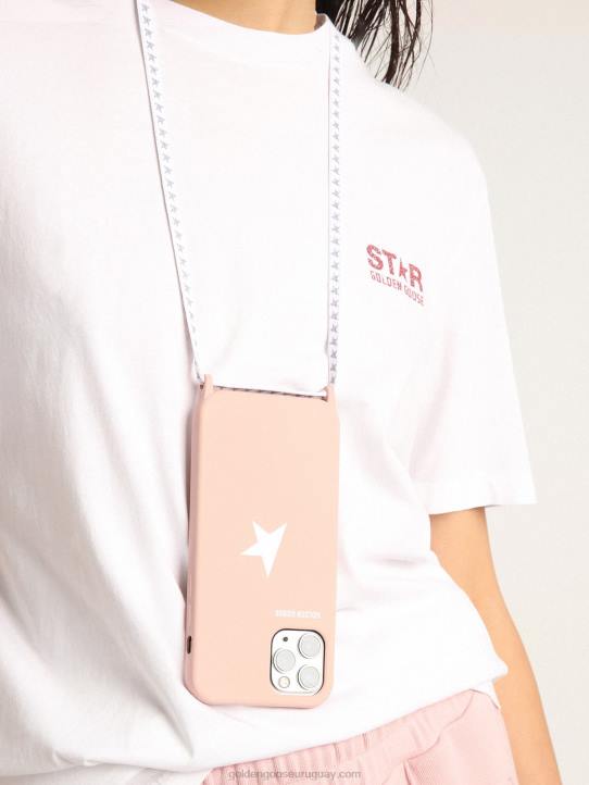 mujer funda rosa pálido para iphone 12 y 12 pro max con logo blanco en contraste y cordones con logoGolden Goose 02H6313