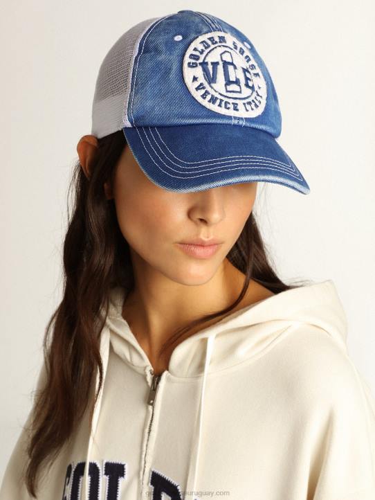 mujer gorro de algodón azul claro vintage con malla blanca y parche en la parte delanteraGolden Goose 02H6358