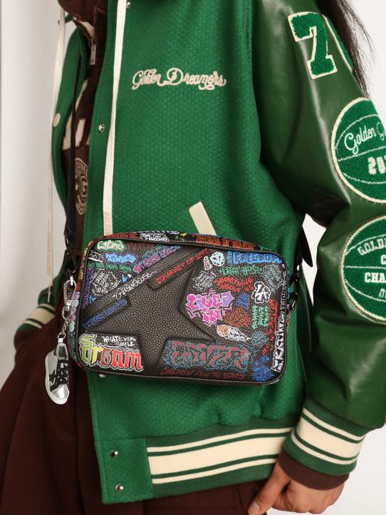 mujer Bolso estrella de piel martillada negra con estrella de piel negra y estampado all over multicolorGolden Goose 02H6448