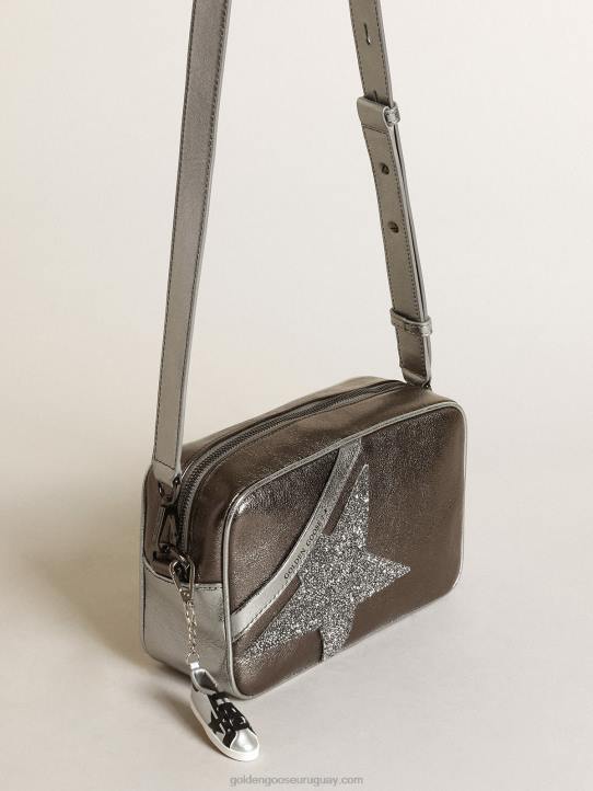 mujer bolso estrella en piel laminada plata y gris antracita con estrella de cristal swarovskiGolden Goose 02H6487