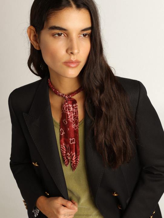 mujer camiseta sin mangas verde pesto con letras blancas en el frenteGolden Goose 02H61044
