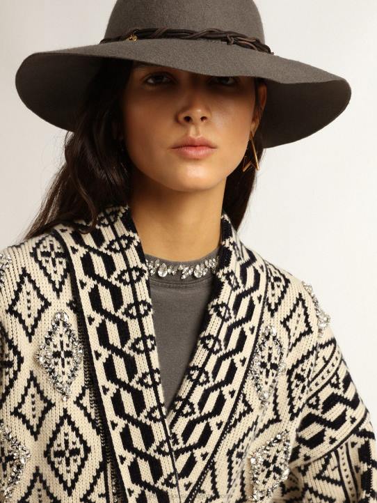 mujer cárdigan de lana color papiro con motivo jacquard y cristalesGolden Goose 02H6946