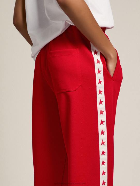 mujer joggers rojos con estrellas rojas en los costadosGolden Goose 02H6960