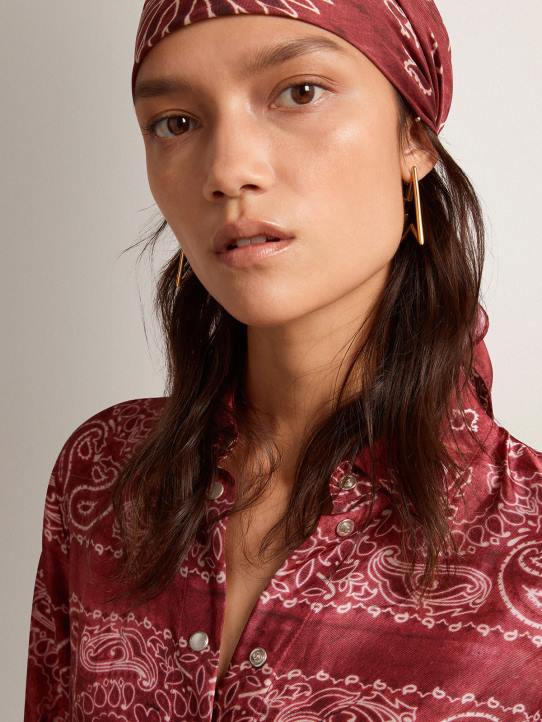 mujer vestido camisero de la colección en color burdeos con estampado paisleyGolden Goose 02H61023