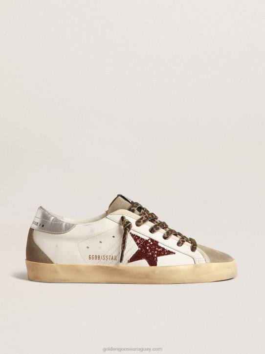 mujer superestrella con estrella burdeos brillante y tira plateada en el talónGolden Goose 02H6255