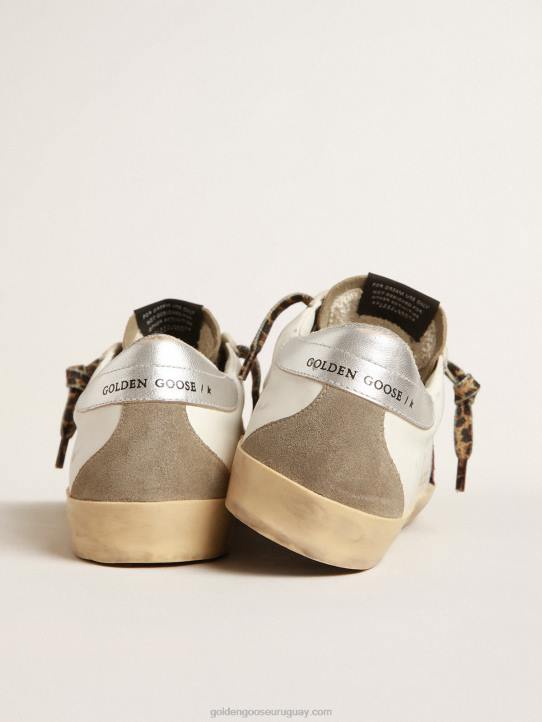 mujer superestrella con estrella burdeos brillante y tira plateada en el talónGolden Goose 02H6255