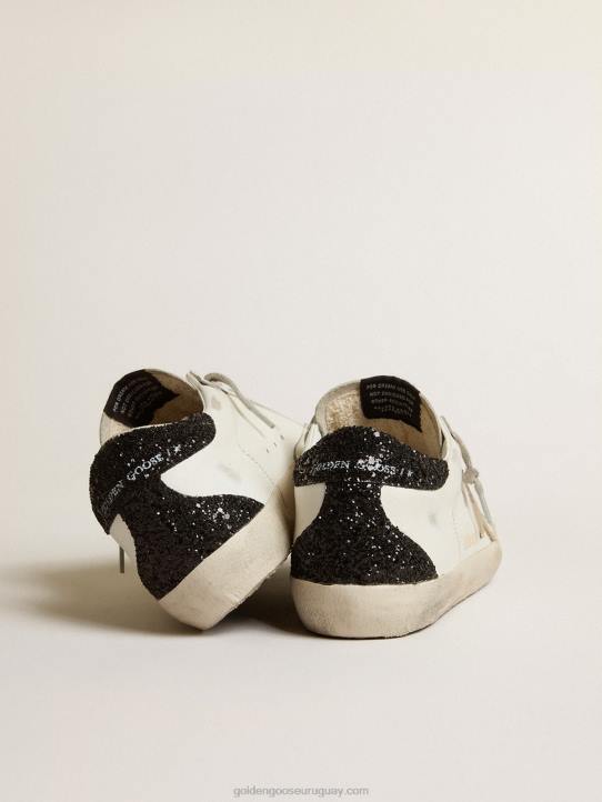 mujer superestrella con estrella dorada y refuerzo del talón con purpurina negraGolden Goose 02H6203