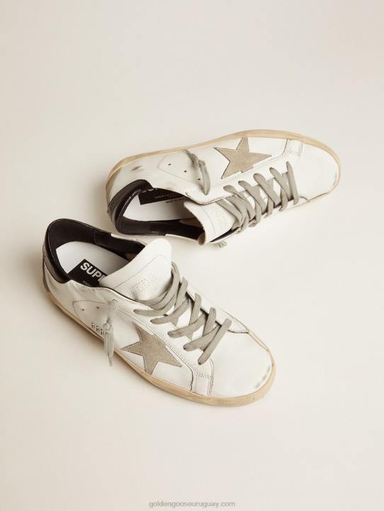 mujer zapatillas super-star con refuerzo negro en el talón y letras con tachuelas de metalGolden Goose 02H610