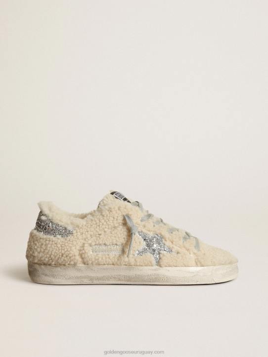 mujer zapatillas super-star de borrego beis con estrella plateada brillante y refuerzo en el talónGolden Goose 02H6246