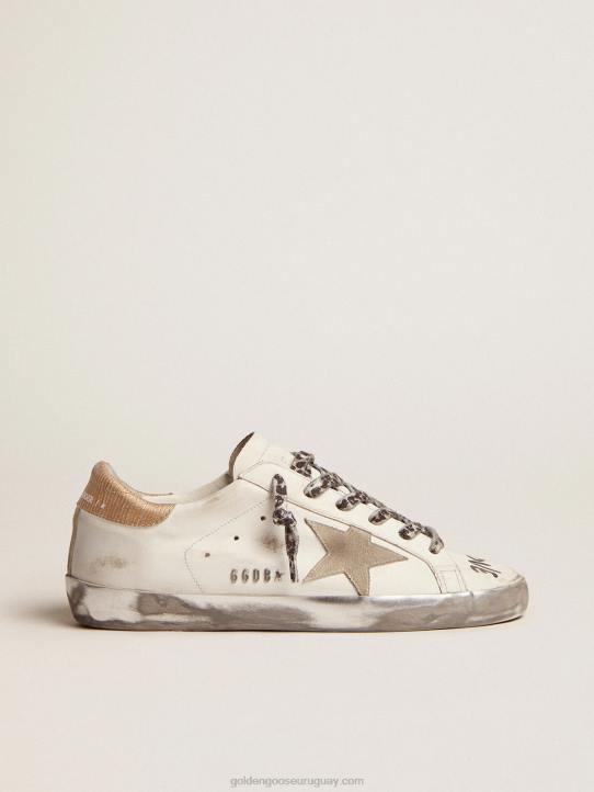 mujer zapatillas super-star de piel blanca con estrella de ante gris hielo y letras negras en contrasteGolden Goose 02H646