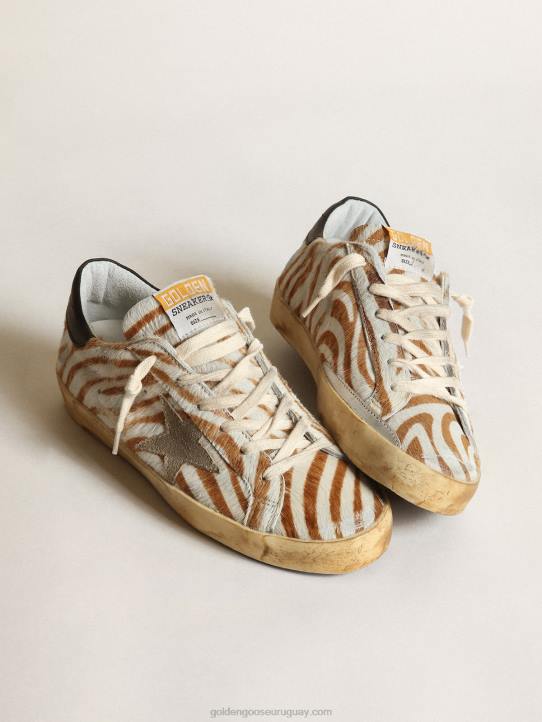 mujer zapatillas super-star de piel de potro con estampado de cebra y estrella de ante gris tórtolaGolden Goose 02H6243