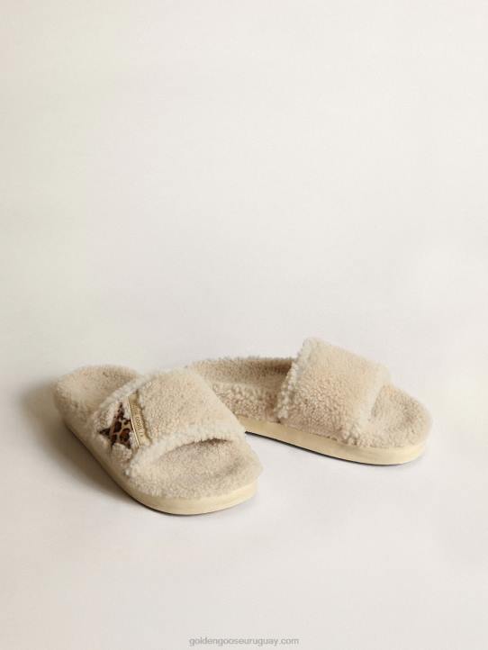 mujer poolstar de piel de borrego beige con estrella de piel de potro con estampado de leopardoGolden Goose 02H6432