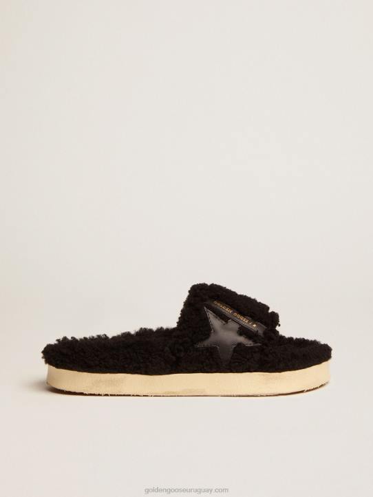 mujer poolstars de borrego negro con estrella de piel tono sobre tonoGolden Goose 02H6438