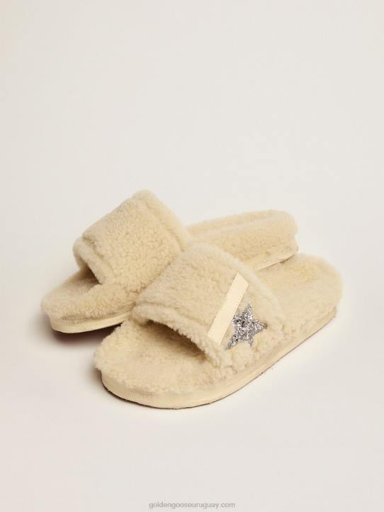 mujer poolstars de piel de oveja beige con estrella plateada brillanteGolden Goose 02H6439
