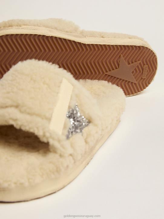 mujer poolstars de piel de oveja beige con estrella plateada brillanteGolden Goose 02H6439