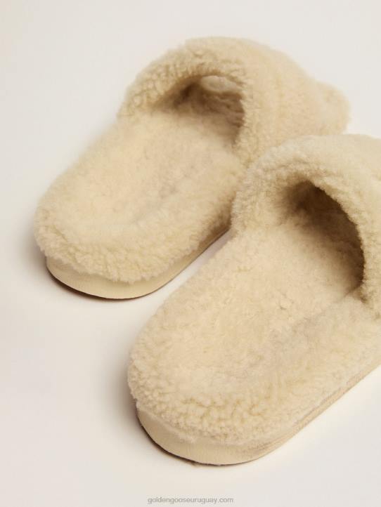 mujer poolstars de piel de oveja beige con estrella plateada brillanteGolden Goose 02H6439