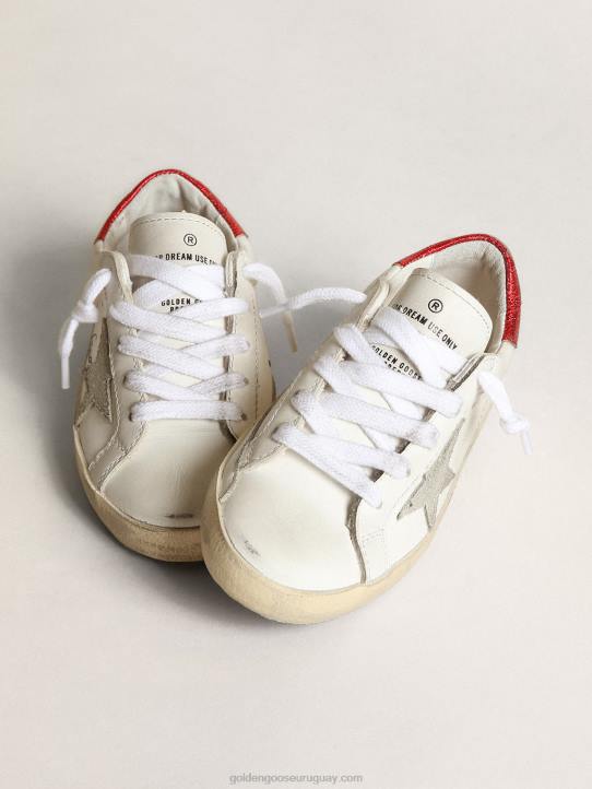 niños zapatillas deportivas young super-star con estrella de ante gris hielo y refuerzo del talón de piel metalizada rojaGolden Goose 02H6869